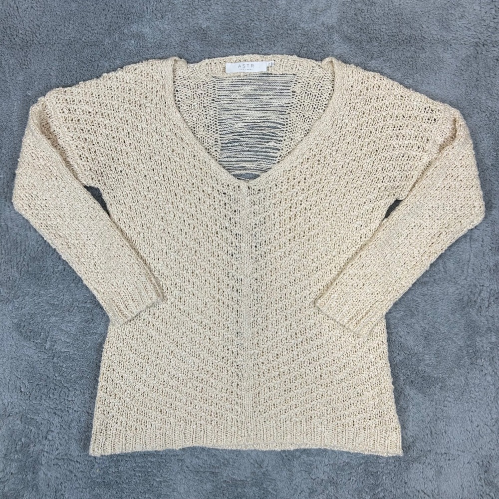 ASTR The Label Cream Open Knit V-Neck Distressed Back Sweater ALT12847 Womens S